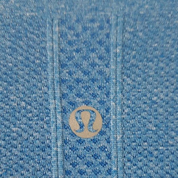Rare! Lululemon Swiftly Tech V-neck T-shirt - Picture 4 of 8